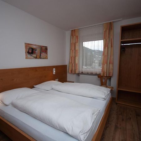 Garni Hofer Aparthotel Sexten Exterior photo
