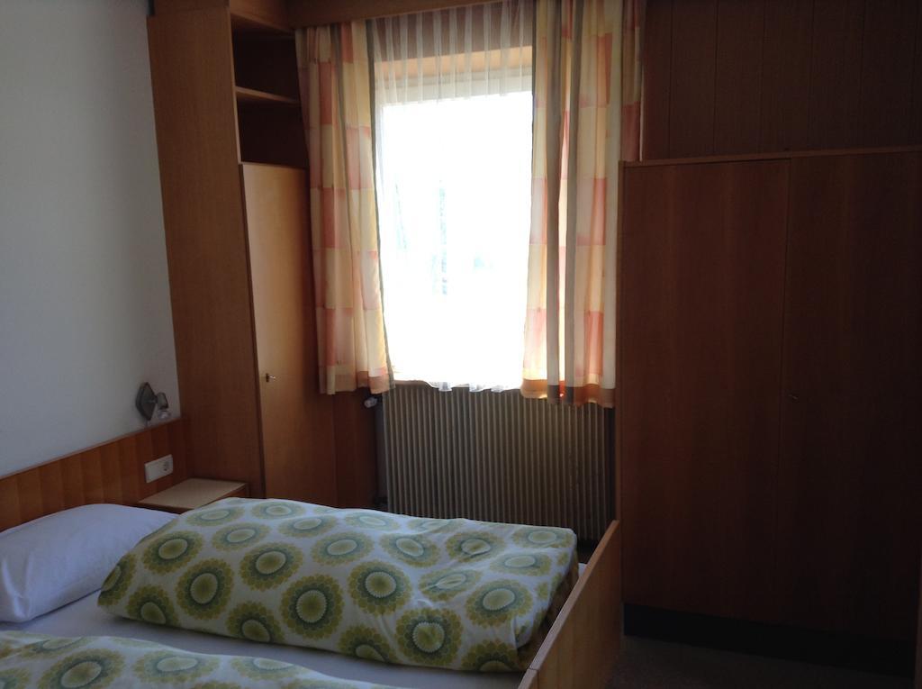 Garni Hofer Aparthotel Sexten Exterior photo